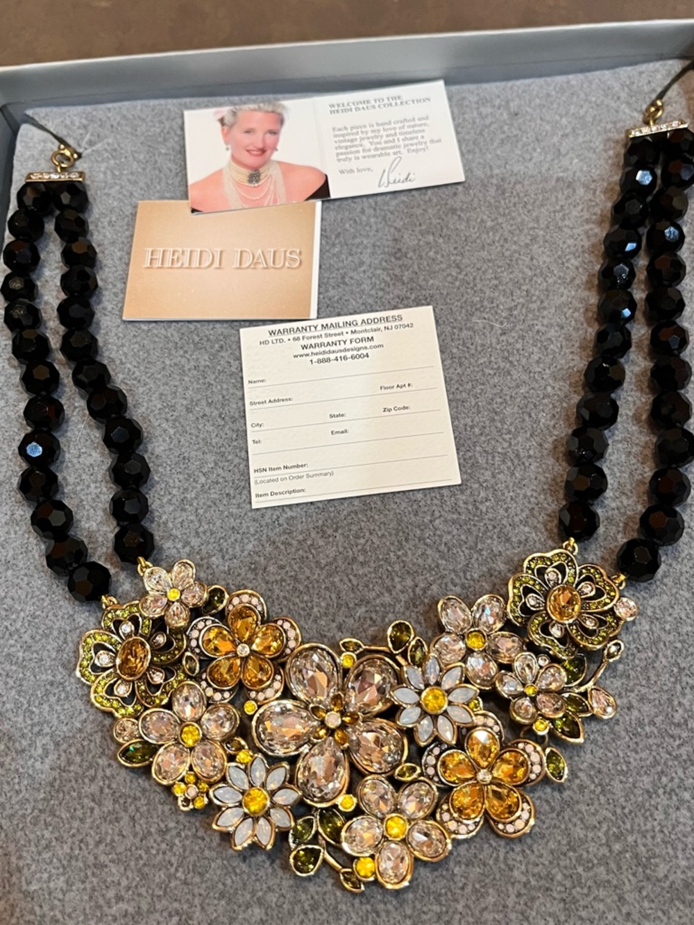 Heidi Daus "Glorious Garden" Crystal Floral Statement Necklace -Black Beads- NIB